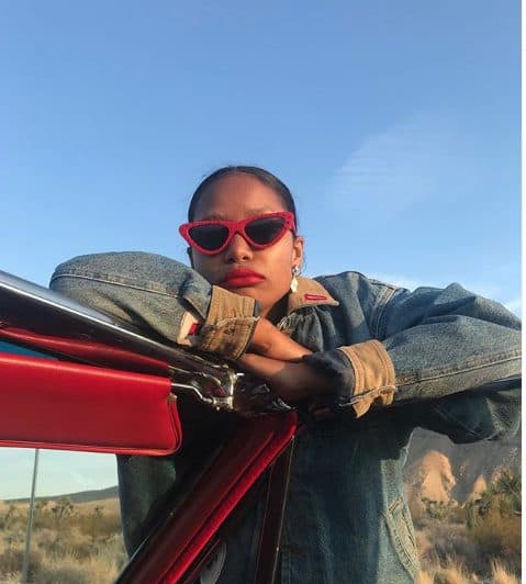 Elah Hale airs Cjange single and video • WithGuitars