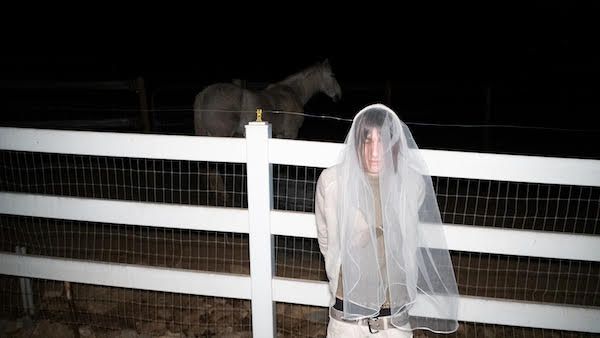 Surrealist alt-emo from the internet's new star aldn