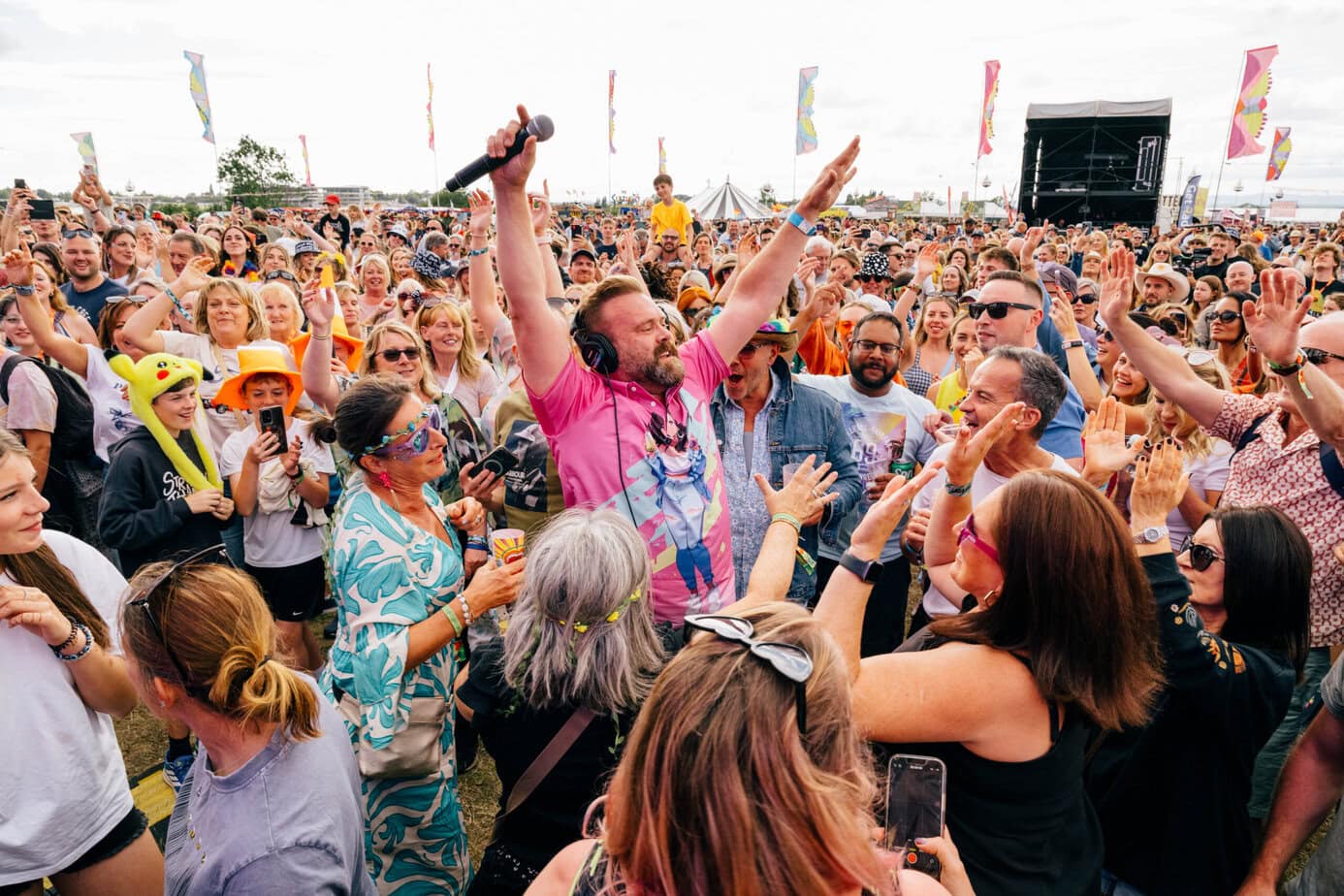 Kaiser Chiefs headline Wychwood's 20th edition next summe
