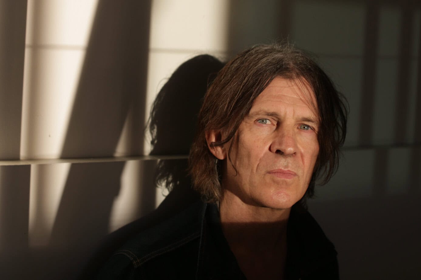 Adam Peters shares 'Topanga, Pt. 1' • WithGuitars