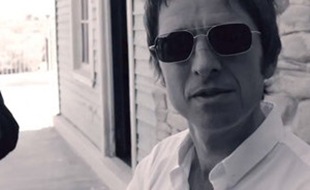 noel-gallaghers-high-flying-birds-the-death-of-you-and-me